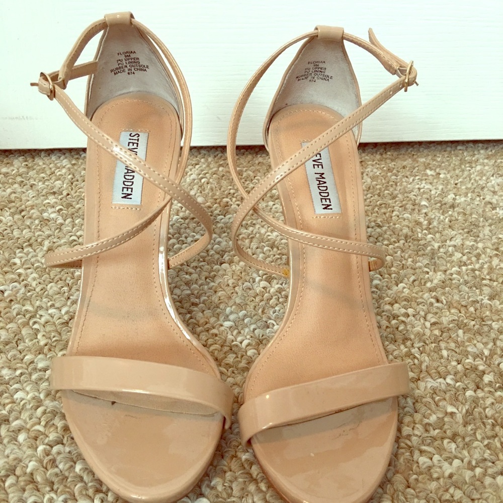 Steve Madden strappy nude heel